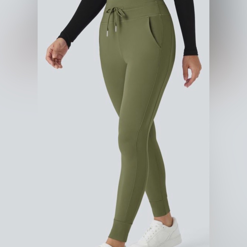 HALARA  Loden Green  Drawstring Joggers Size L